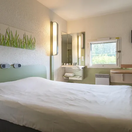 Отель Ibis Budget Vichy 2*