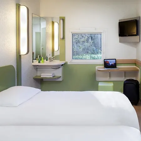 Отель Ibis Budget Vichy Бельрив-сюр-Алье