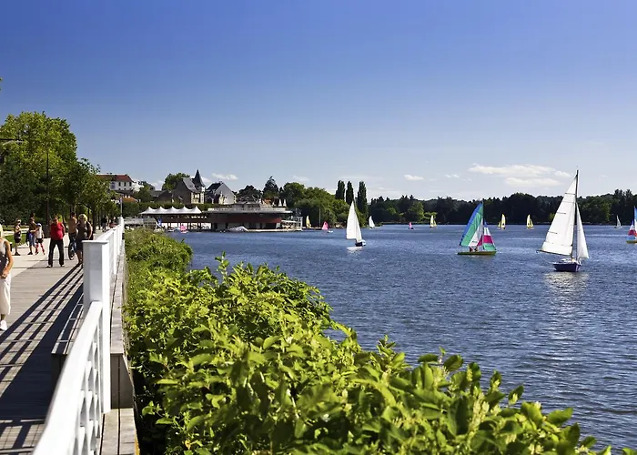 Отель Ibis Budget Vichy